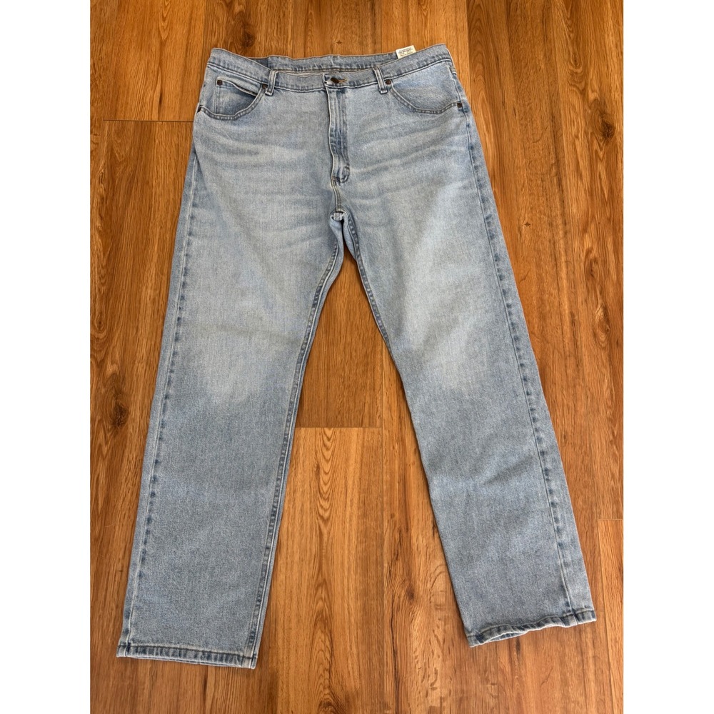 Wrangler Premium Quality Light Wash Straight Leg Jeans Mens 38x32 1096FXVBI